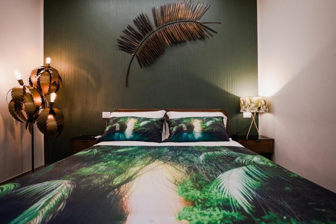 Le Boutique Luxury Rooms Diffused In Historic Center Fiumicino Exterior foto