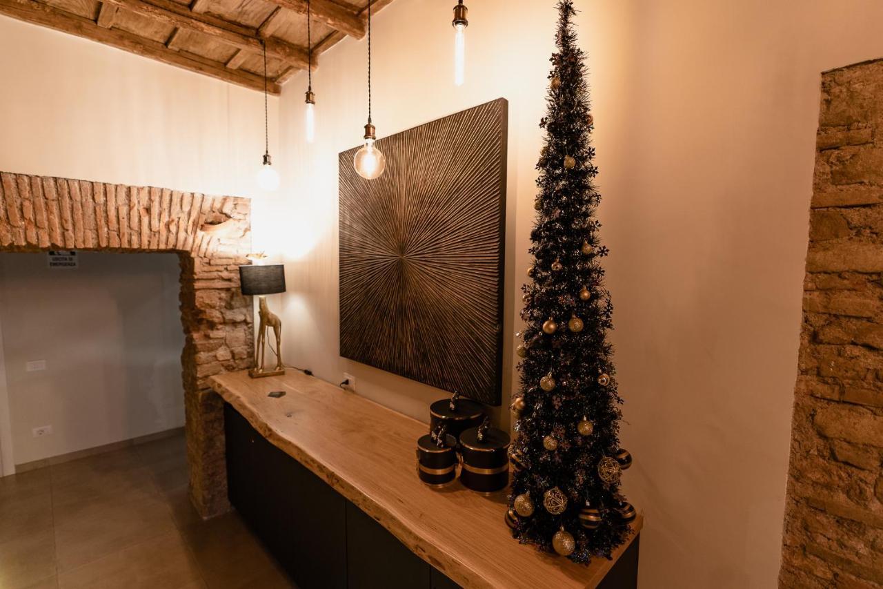 Le Boutique Luxury Rooms Diffused In Historic Center Fiumicino Exterior foto