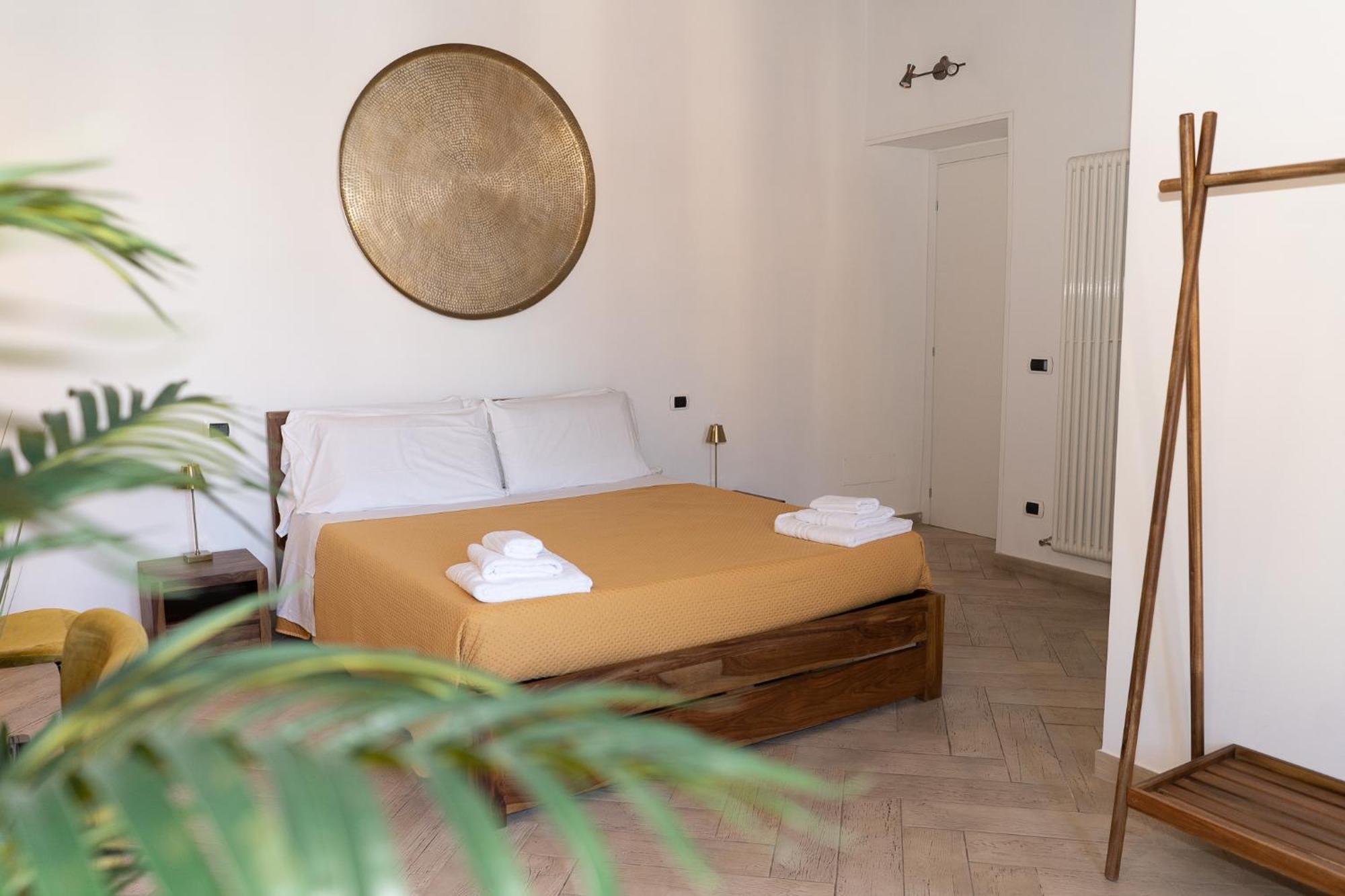 Le Boutique Luxury Rooms Diffused In Historic Center Fiumicino Exterior foto