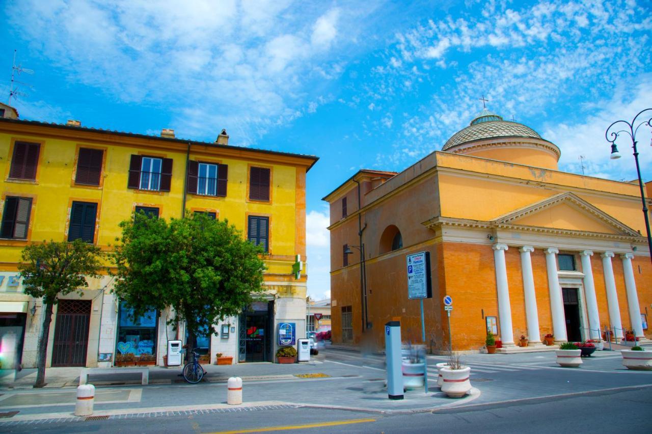 Le Boutique Luxury Rooms Diffused In Historic Center Fiumicino Exterior foto